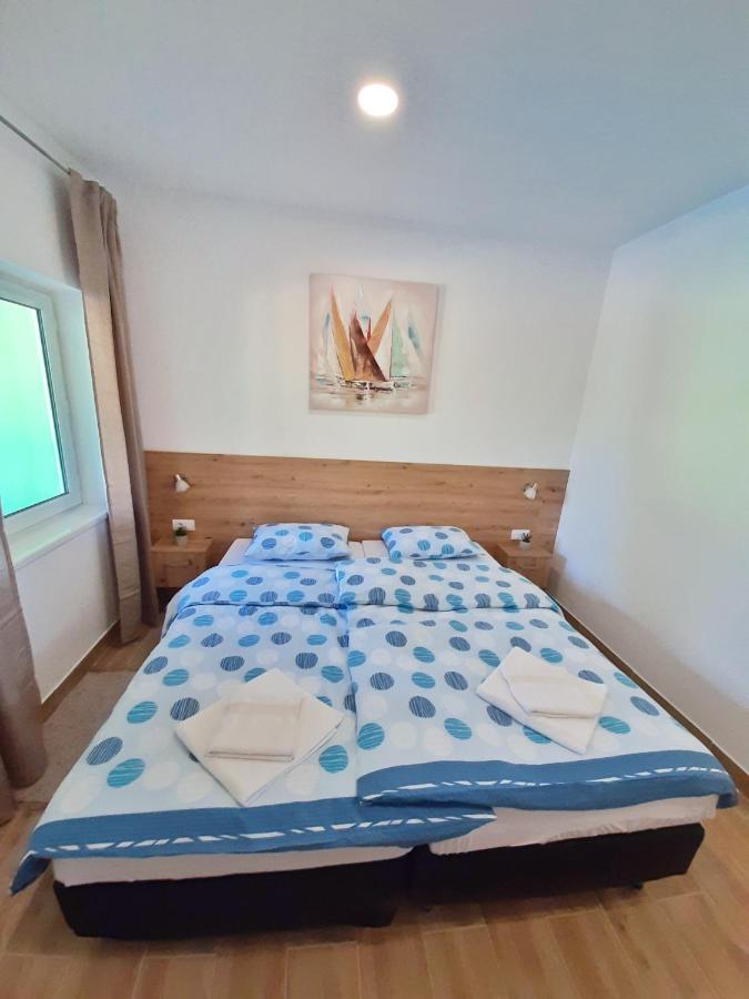 Futog Pool And Villa Splav Dunavac מראה חיצוני תמונה